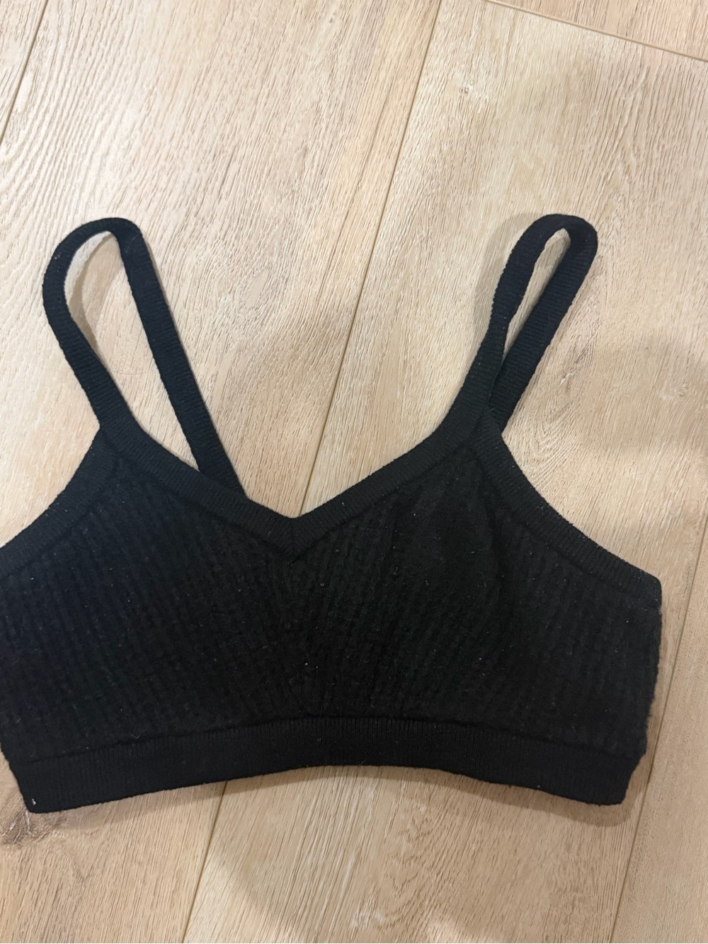 ALO Yoga Black cashmere Bralette - Picture 2 of 4